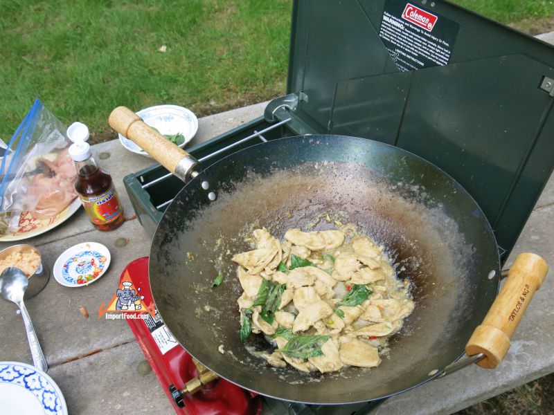Chicken Stir-Fried with Green Curry, 'Gai Pad Khiaowan'