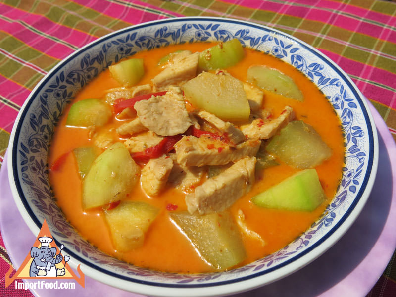 Thai Chicken and Winter Melon Curry, 'Kaeng Kua Phak Gai'