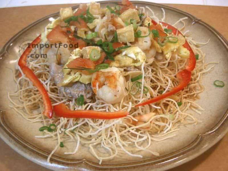 Thai Crispy Stir-Fried Noodle, 'Mee Krob'