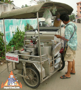 thai street vendor, chinese soup
