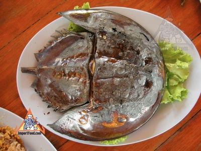 Maengda Talay, Delectable Seafood at Seaside Resort - Bang Saen