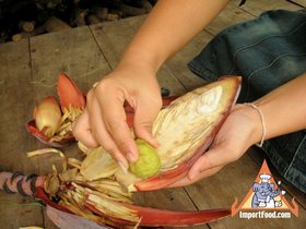 Thai Banana Flower 'Hua Plee' - Rub with Kaffir Lime