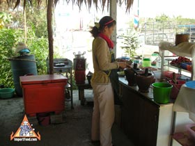 How To Prepare Different Versions of Som Tum Our Step-by-Step Photo/Video Recipe