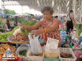 Fresh Thai Market - Fresh Spice Vendor