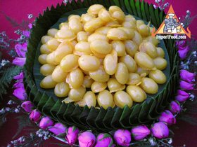 The Traditonal Thai Wedding and The Role of Food In The Celebration - Met Khanoon