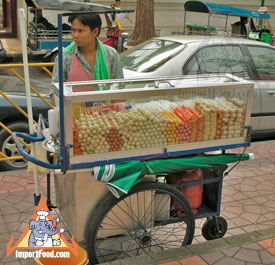 bangkok vendor moo ping meatballs