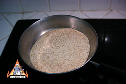 toasted sesame seeds