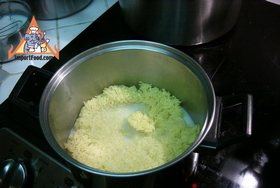 Thai Sticky Rice Steeped in Coconut Milk, 'Khao Neeo Moon' - Set with warm sweet coconut milk