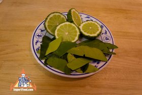 Gaeng Tay Poe - Whole kaffir lime and leaves