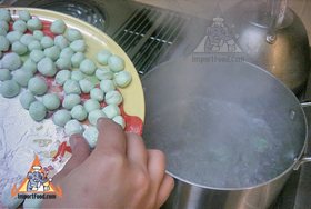 Thai Rice Balls in Warm Coconut Milk, 'Bua Loi' - Boiling in water