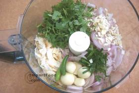 BBQ Ground Thai Chicken on Lemongrass Spears with Peanut Sauce - Prepare the spice paste