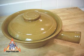 Baked Rice in Earthenware Pot, 'Khao Op Mor Din' - Cover and bake