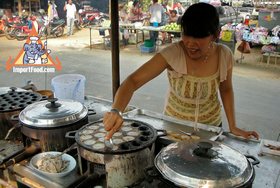 Thai Street Vendor for Thai Coconut Pudding, 'Khanom Krok' - Street Vendor Khanom Krok