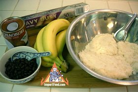 Thai Bananas in Sticky Rice, 'Khao Tom Madt' - Ingredients ready