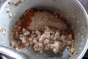 Thai Street Vendor for Thai Spicy Ground Chicken and Toasted Rice, 'Larb Gai'