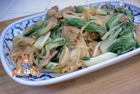 Korat-Style Stir-Fried Noodles, 'Pad Korat' - Korat-Style Stir-Fried Noodles, 'Pad Korat'