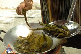 Chicken in Pandan Leaves, 'Gai Haw Bai Toey'
