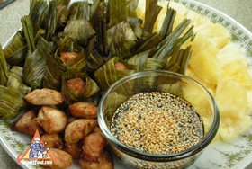 Chicken in Pandan Leaves, 'Gai Haw Bai Toey' - Chicken in Pandan Leaves, 'Gai Haw Bai Toey'