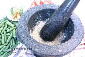Long Beans in Sweet Soy, 'Kacang Panjang Kecap' - Prepare spice paste