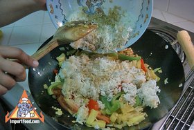 Thai Pineapple Fried Rice, 'Khao Pad Sopparot' - Add rice