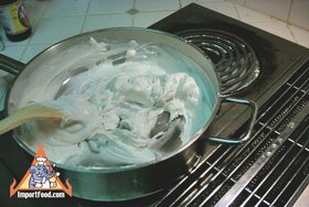 Steamed Thai Dumplings, 'Pun Sip Neung' - Warming wrapper dough