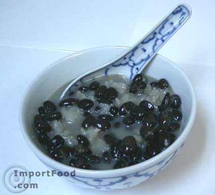 Sticky Rice & Black Beans in Coconut Milk, 'Khao Neeo Tua Dam'