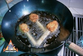Thai Sugarcane Prawns, 'Goong Pan Oi' - Fry in oil