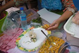 Kratong Tong made by Thai street vendor