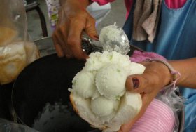 Ice cream vendor, Bangkok