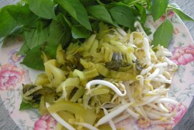 User uploaded image for Noodles with Fish Curry, 'Khanom Jin'