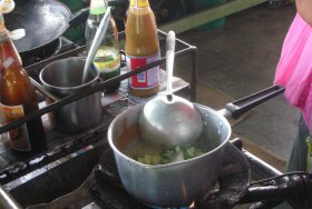 User uploaded image for Thai-Style Wide Noodles In Thick Sauce, 'Kuaytiao Lad Na'