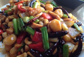 User uploaded image for Thai Cashew Chicken, 'Gai Pad Med Mamuang Himaphan'
