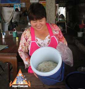 sticky rice street vendor