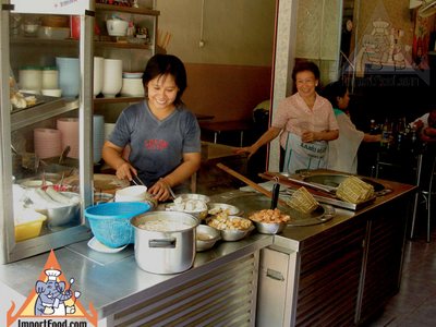Bangkok Vendor Offers Homemade Meatball Soup Noodles