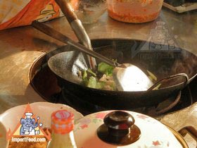 Thai Street Vendor Prepares Thai-Style Noodles in Gravy, 'Ladna'