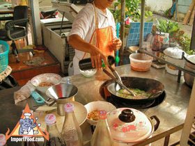 Thai Street Vendor Prepares Thai-Style Noodles in Gravy, 'Ladna'