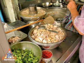 Bangkok Sidewalk Vendor Offers Pig Brain Soup, 'Samong Moo' - Pig brain in hot pot, pig skin in bowl