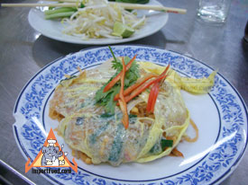 pad thai omelette