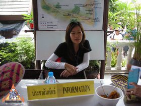 Koh Kred Island, Artisan Food and Pottery - Information booth