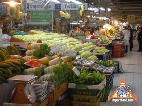 Entertaining Tour of Or Tor Kor Market - Fruit