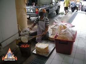 Entertaining Tour of Or Tor Kor Market - Rice Crackers