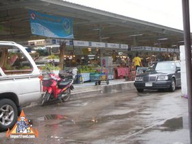 Entertaining Tour of Or Tor Kor Market - Market Entrance