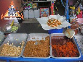 Street Vendor Video: Pad Thai