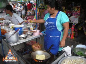Street Vendor Video: Pad Thai
