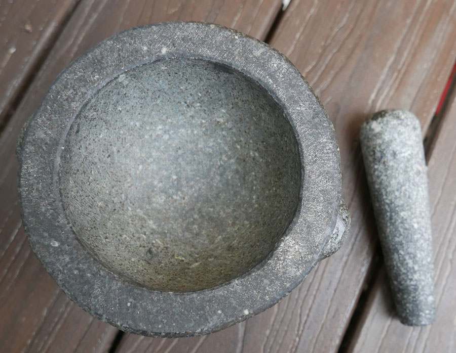Lao-style plastic mortar/pestle - ImportFood