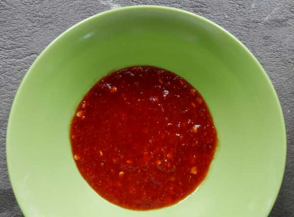 Chili Garlic Sauce Huy Fong 18 Oz Importfood