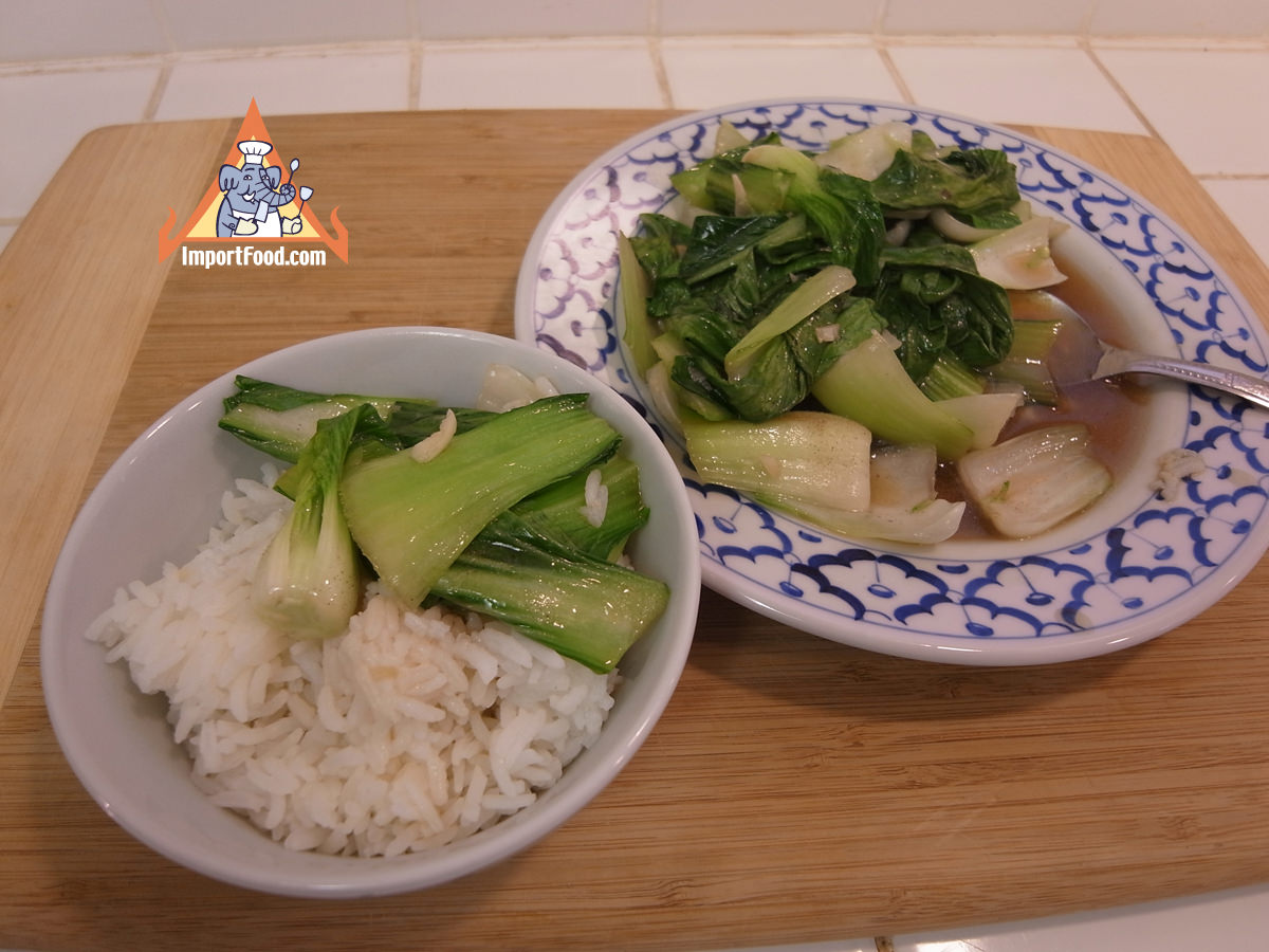 Simple Stir-Fried Bok Choy with Oyster Sauce