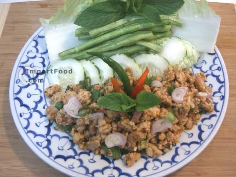 Thai Spicy Ground Chicken and Toasted Rice, 'Larb Gai'