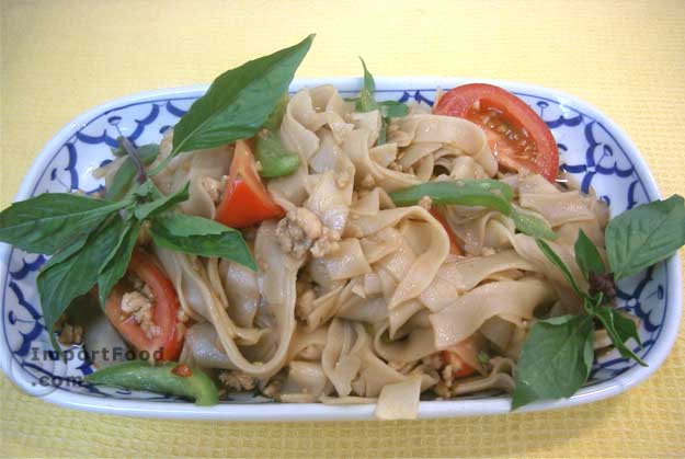 Recipe Drunken Noodles, 'Pad Kee Mao' :: ImportFood