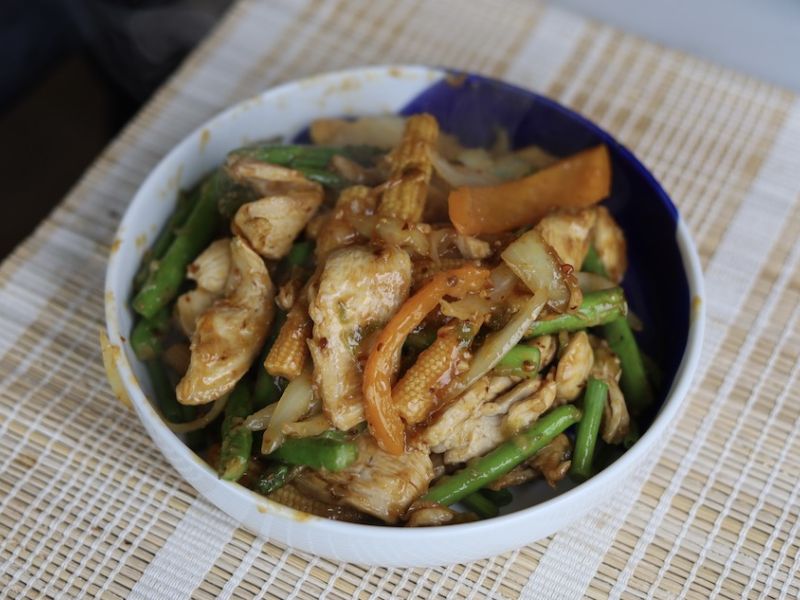 Thai Spicy Chicken With Vegetables